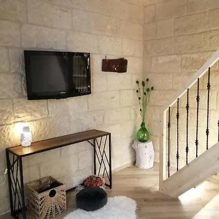 Oda ve Kahvaltı Palazzo Emy Lecce